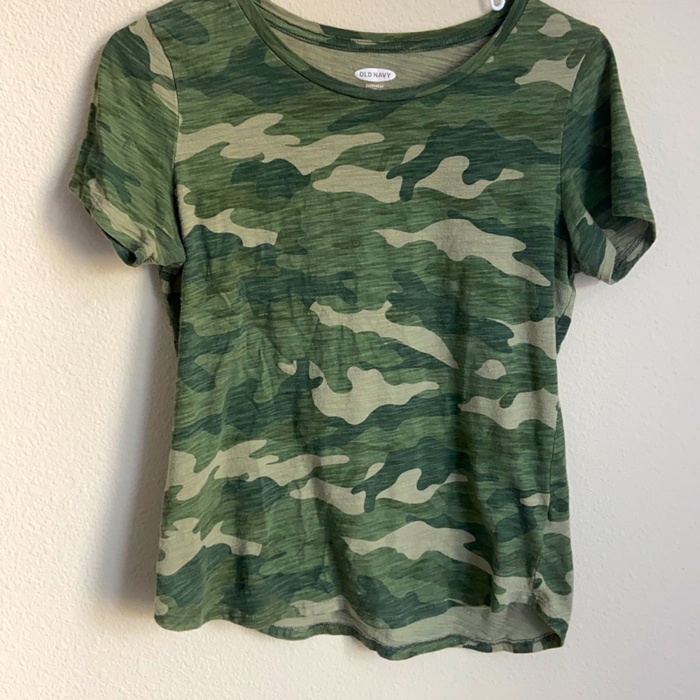 OLD NAVY Camo Tee